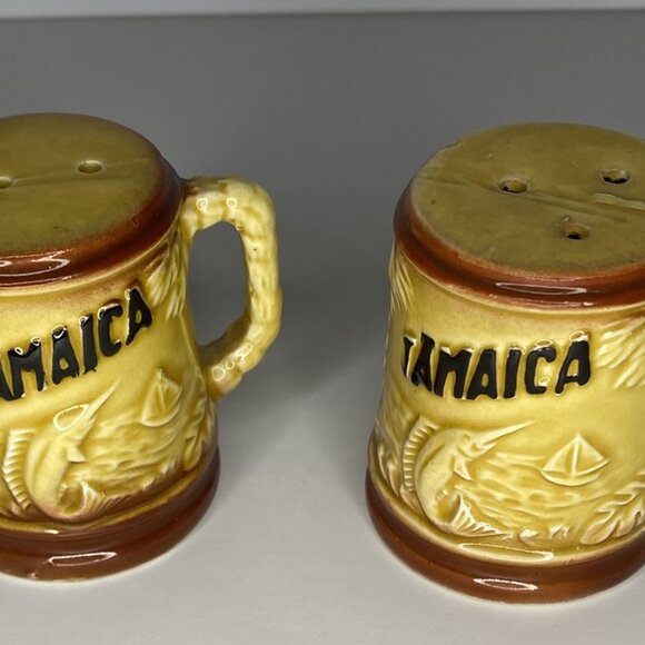 Vintage Jamaica Souvenir Salt & Pepper Shaker Mug Style - Picture 7 of 7